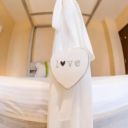 Apartman 19 Cozy With Balcony