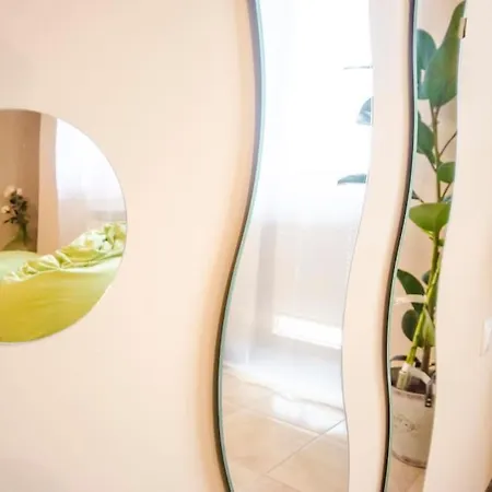 公寓 19 Cozy With Balcony