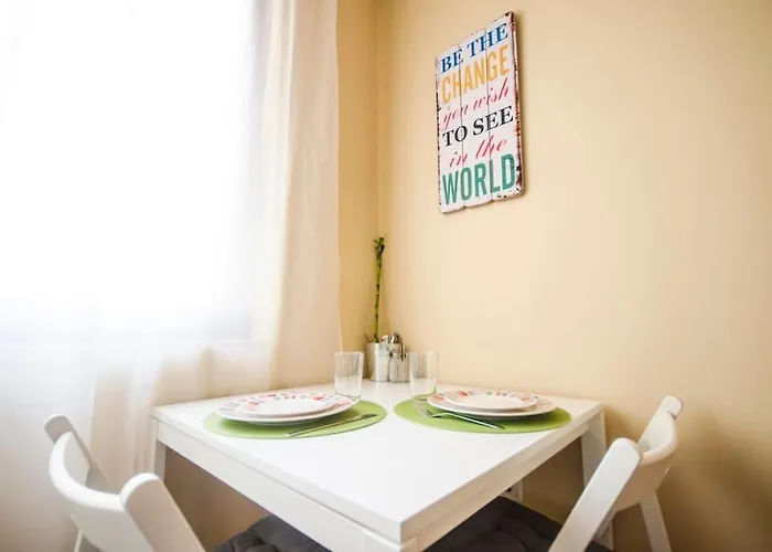 19 Cozy With Balcony