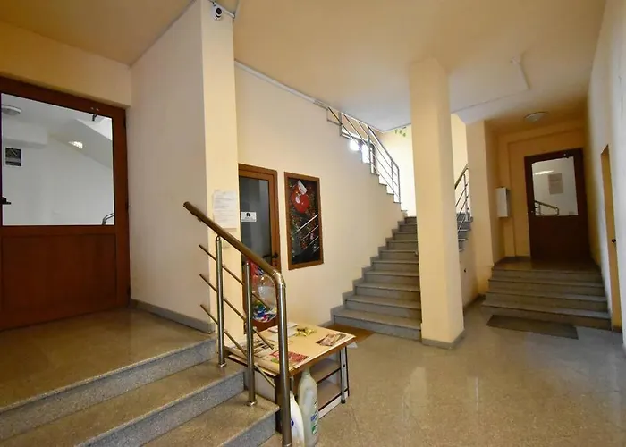 19 Cozy With Balcony